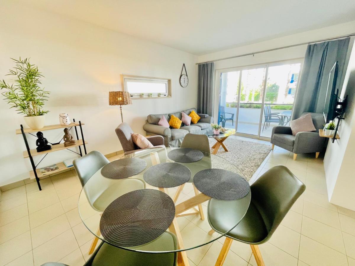 Apartamento Angies Marina Apartment, Includes 2 Free Passes For The Marina Pool *